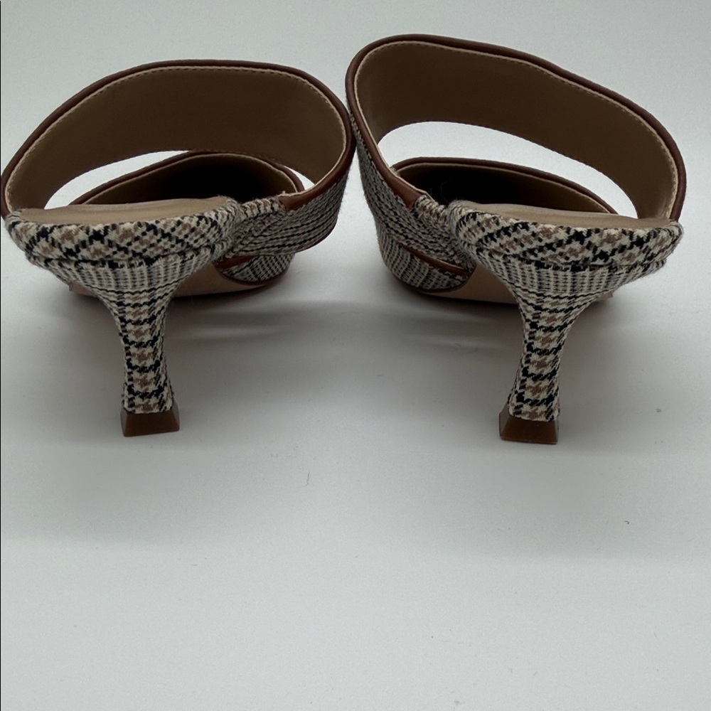 Ann Taylor Checkered Pointed-Toe Mules‎ 7 1/2M - Picture 4 of 5